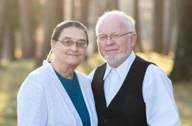 Earl and Edna Peachey